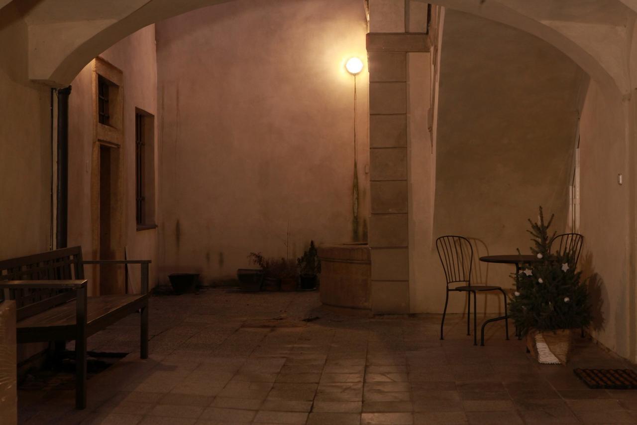 Appartamento Lazenska 9 *